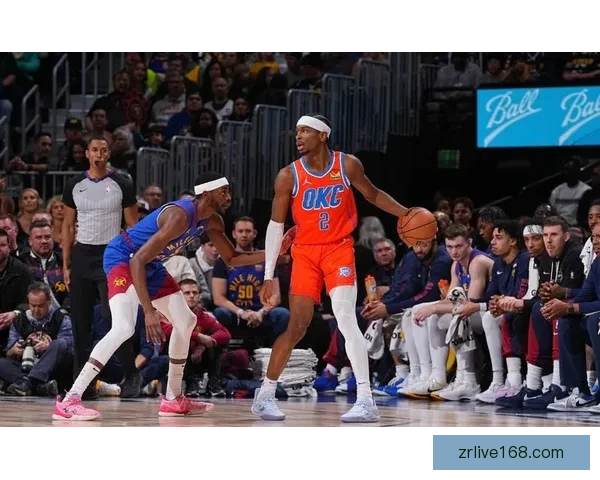 亚历山大空砍33分开局火热后被限制布朗中投成为进攻核心