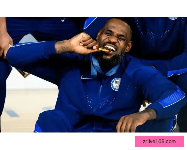 詹姆斯对魔术历史出场王纪念鞋 1612数字见证辉煌里程碑